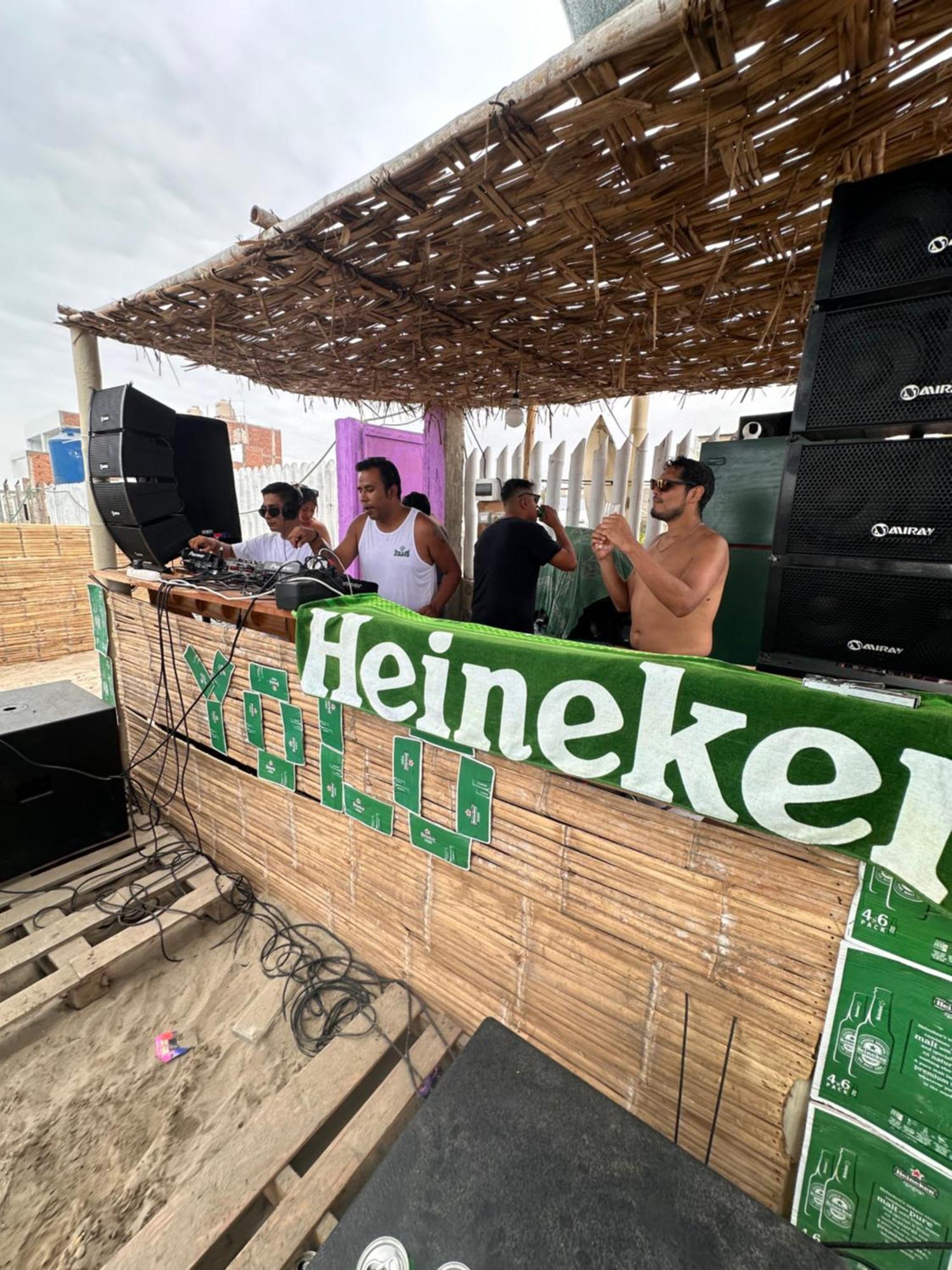Yolo House Peru Panzió Asia Kültér fotó