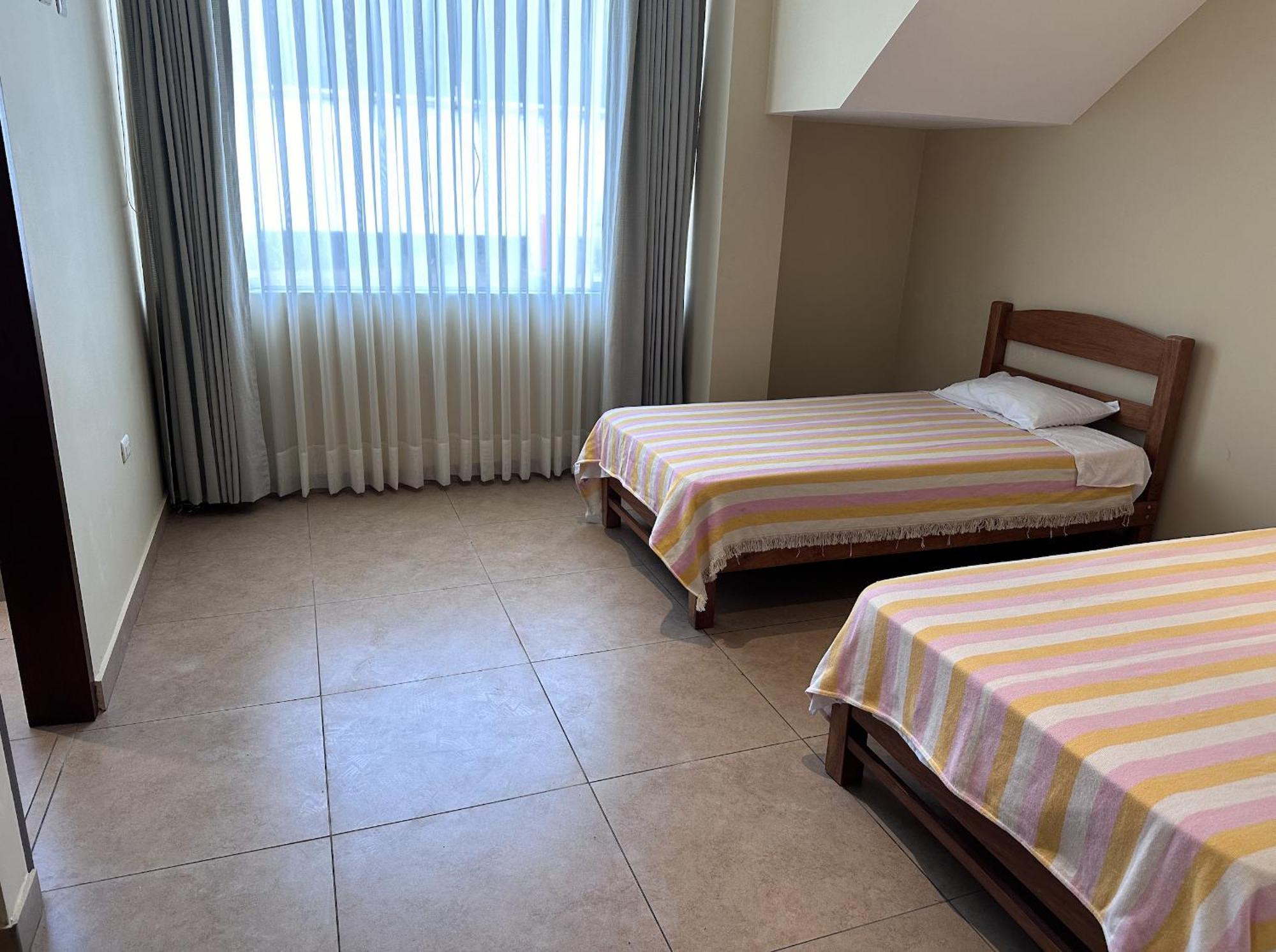 Yolo House Peru Panzió Asia Kültér fotó