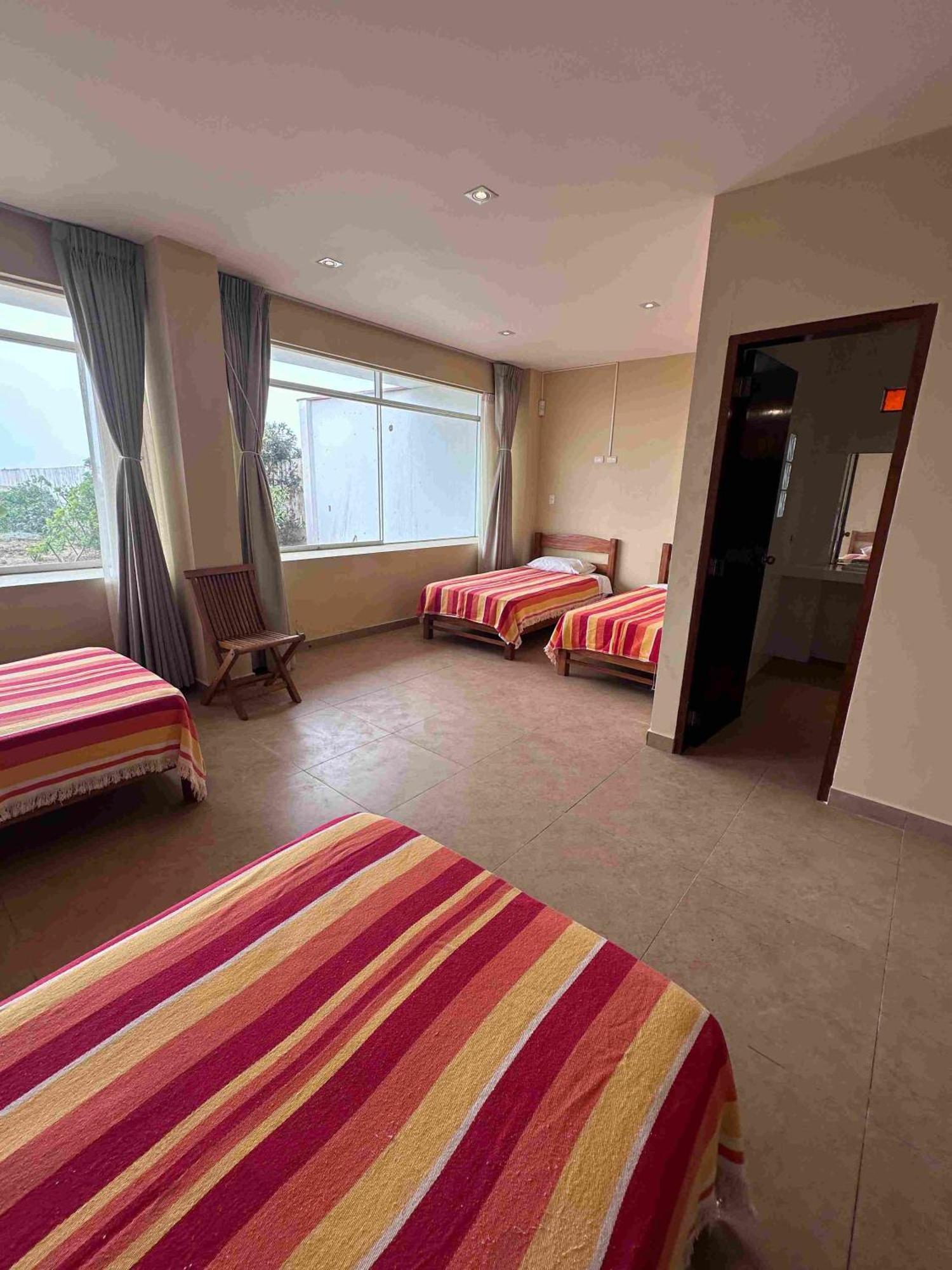 Yolo House Peru Panzió Asia Kültér fotó